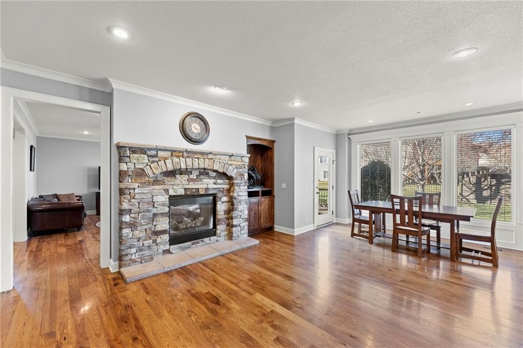 24918 W 92nd Street — photo 12