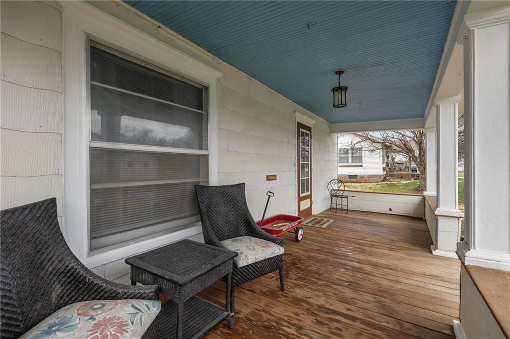 403 N Wooden Avenue — photo 4