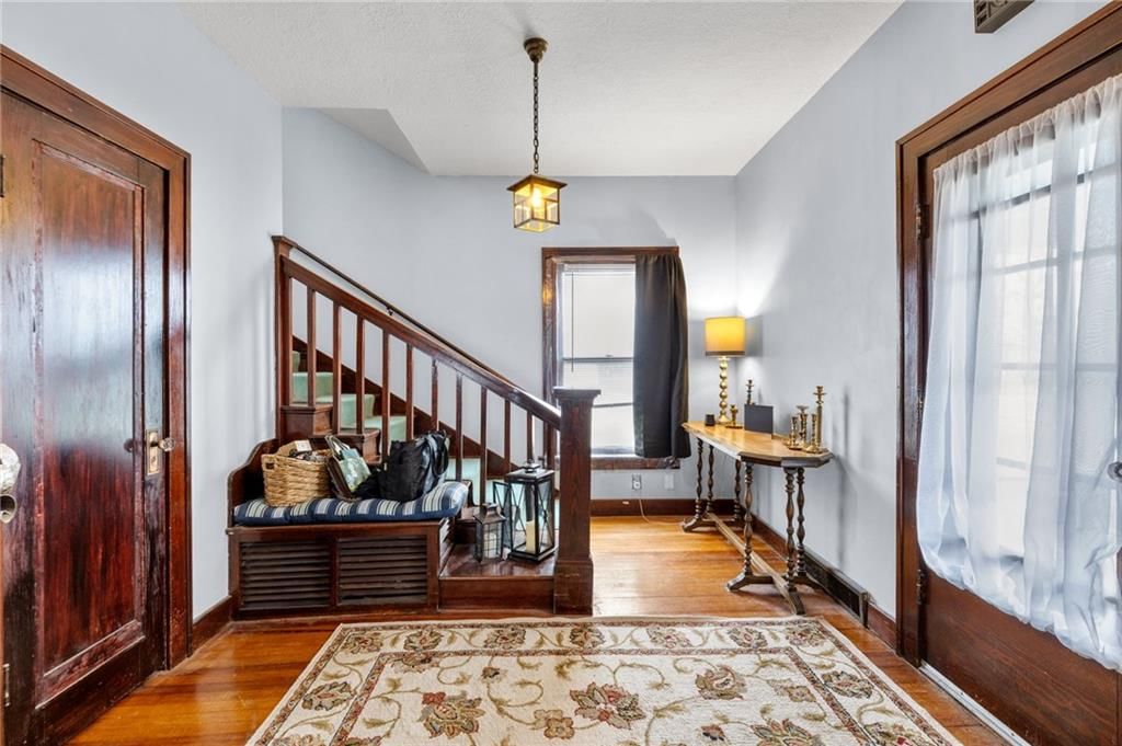 403 N Wooden Avenue — photo 9