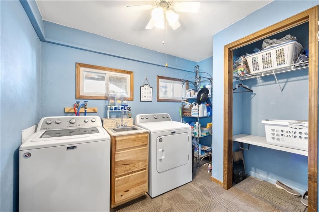 403 N Wooden Avenue — photo 18