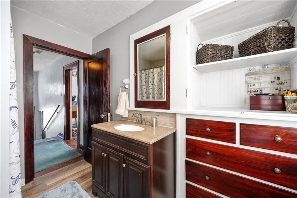 403 N Wooden Avenue — photo 23