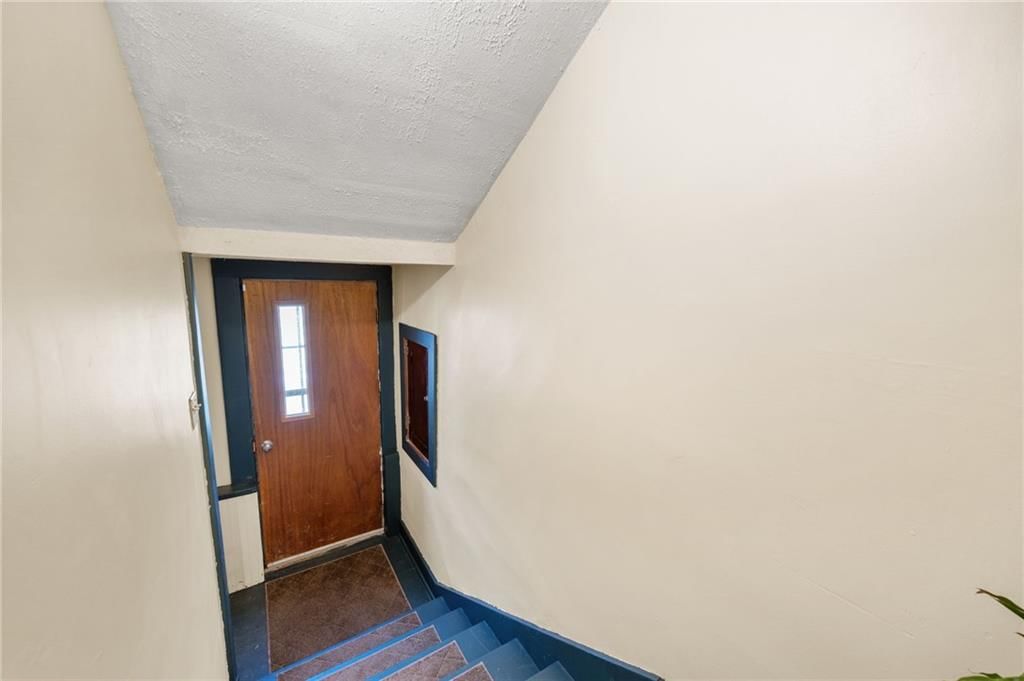 403 N Wooden Avenue — photo 28