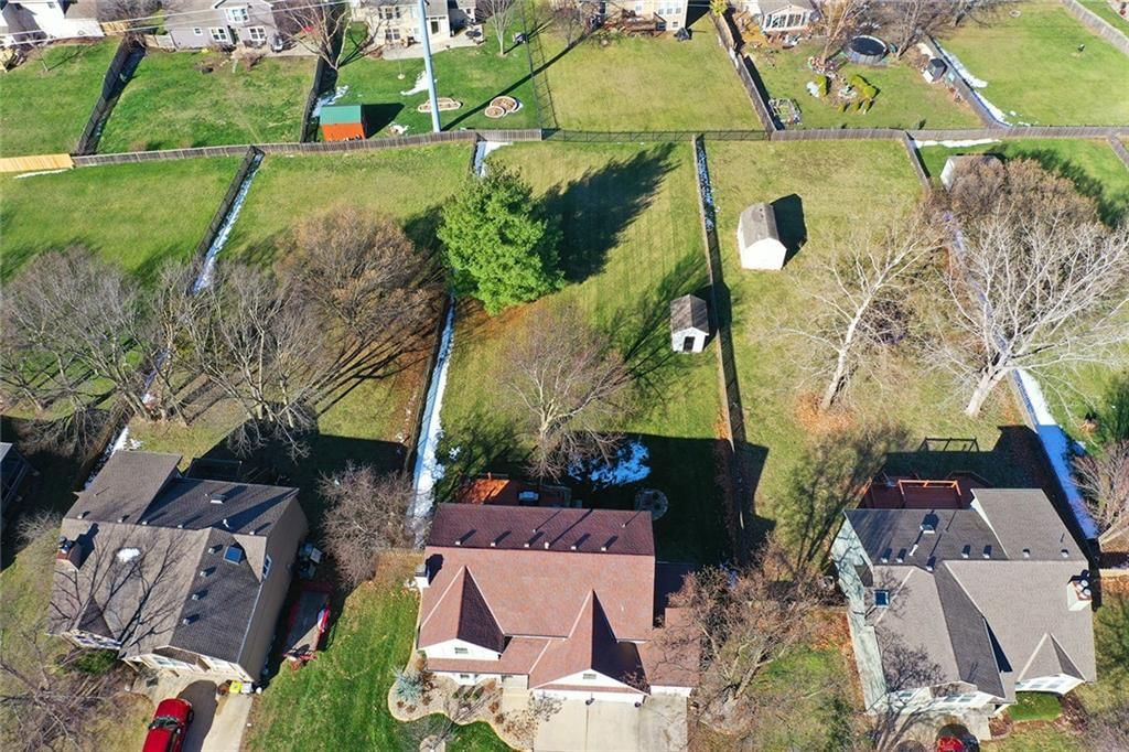 10014 N Highland Terrace — photo 2