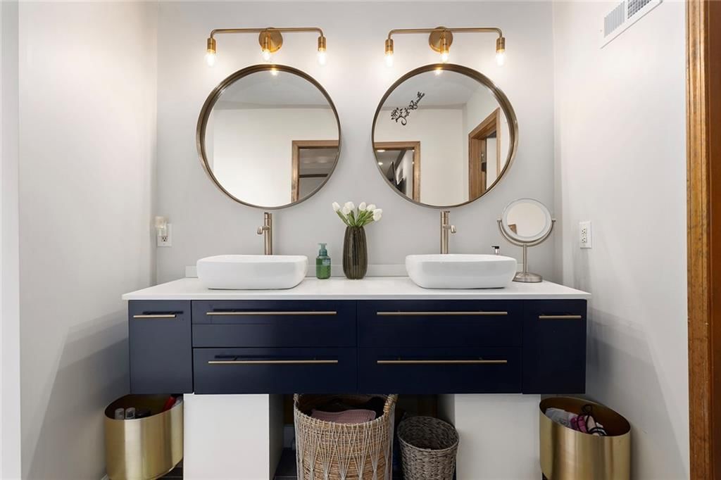 10014 N Highland Terrace — photo 15