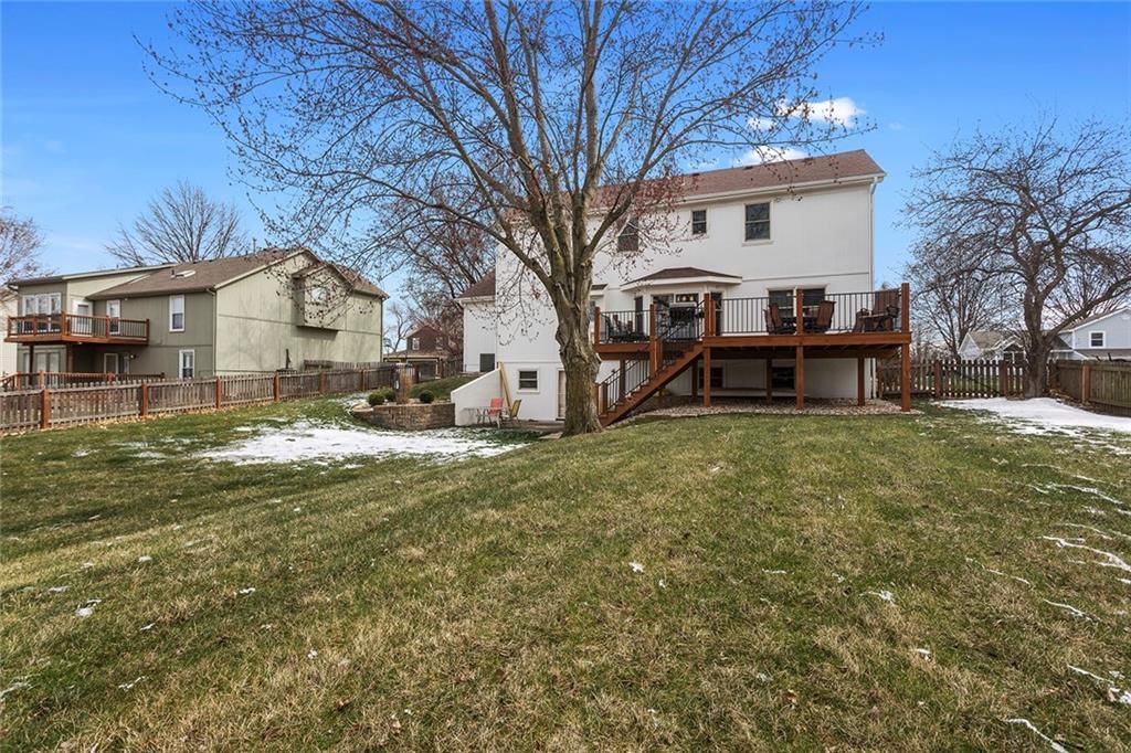 10014 N Highland Terrace — photo 38