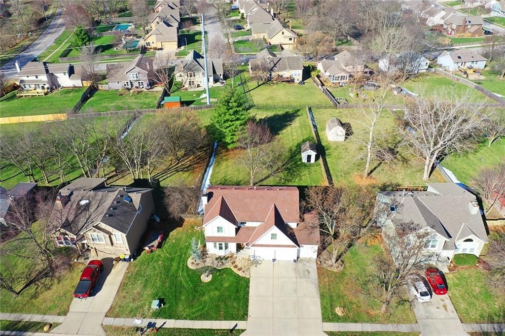 10014 N Highland Terrace — photo 40