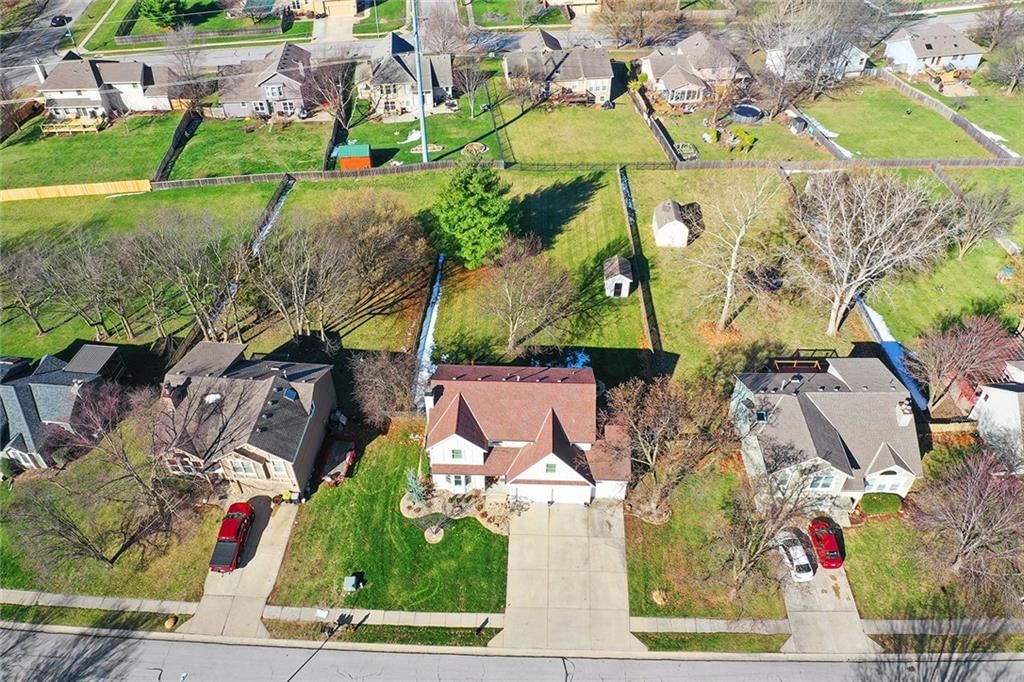 10014 N Highland Terrace — photo 41