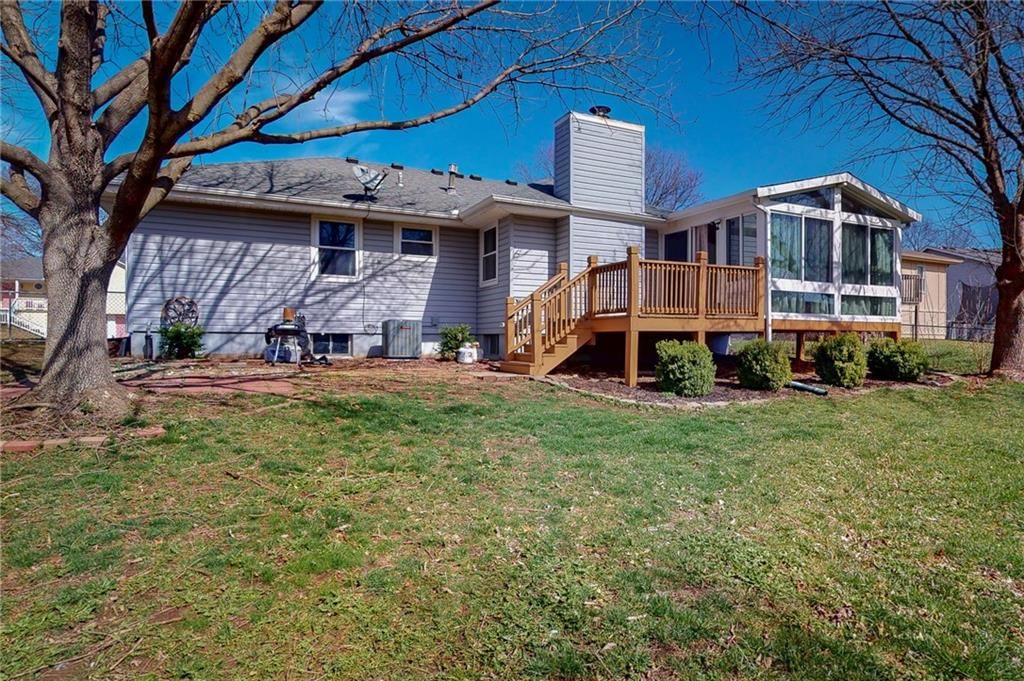 1905 NE Dill Drive — photo 6