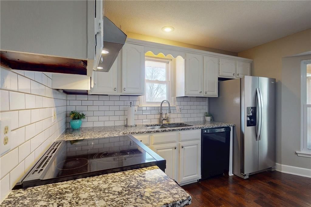 1905 NE Dill Drive — photo 14