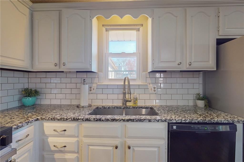 1905 NE Dill Drive — photo 15