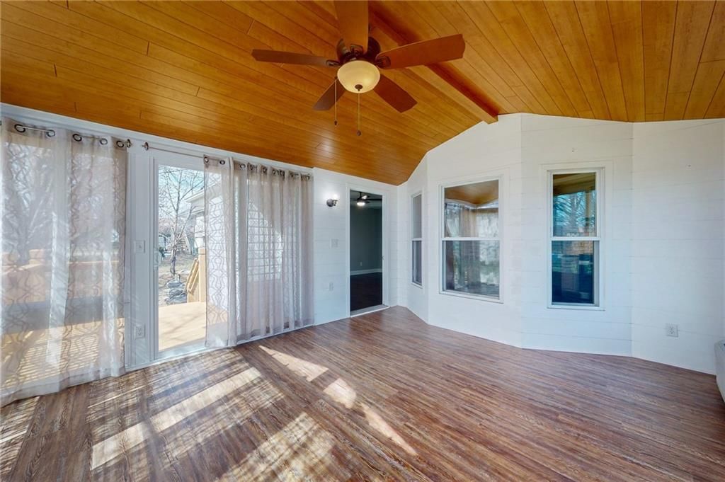 1905 NE Dill Drive — photo 23