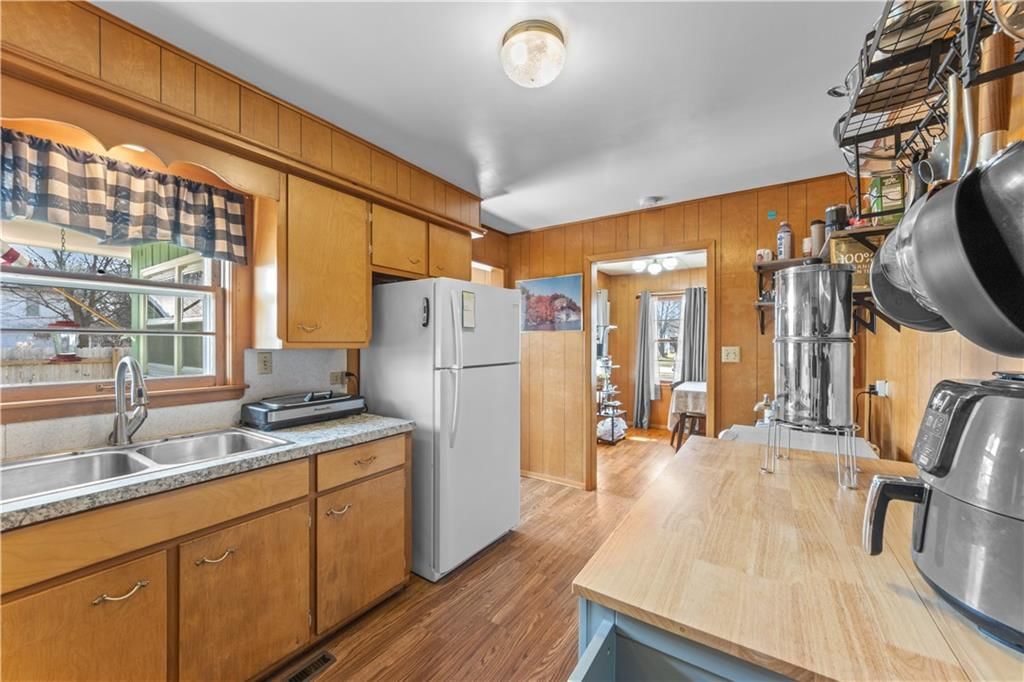 628 Maple Street — photo 10