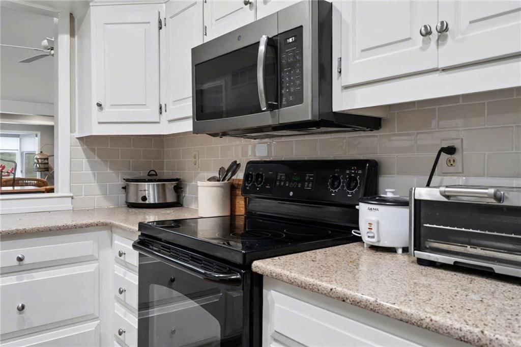 4712 Balmoral Drive — photo 12