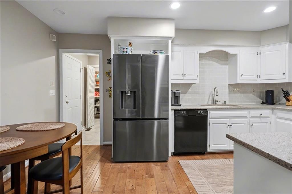 4712 Balmoral Drive — photo 14
