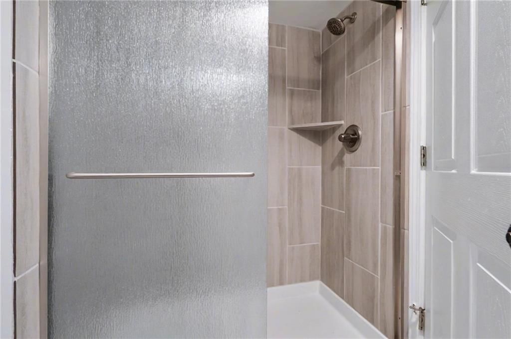 4712 Balmoral Drive — photo 33