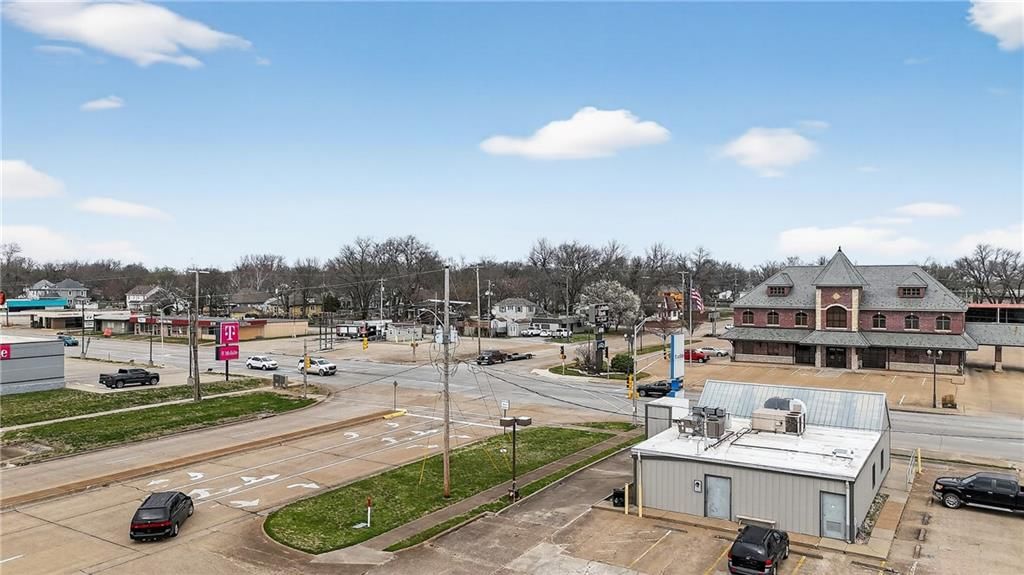 2120 Main Street — photo 11
