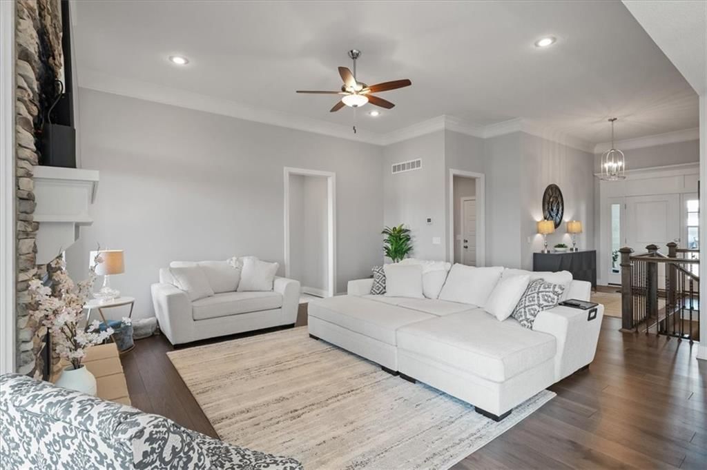 24431 W 58th Street — photo 8