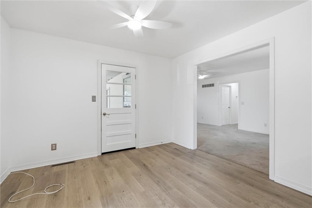4400 E 137th Street — photo 11