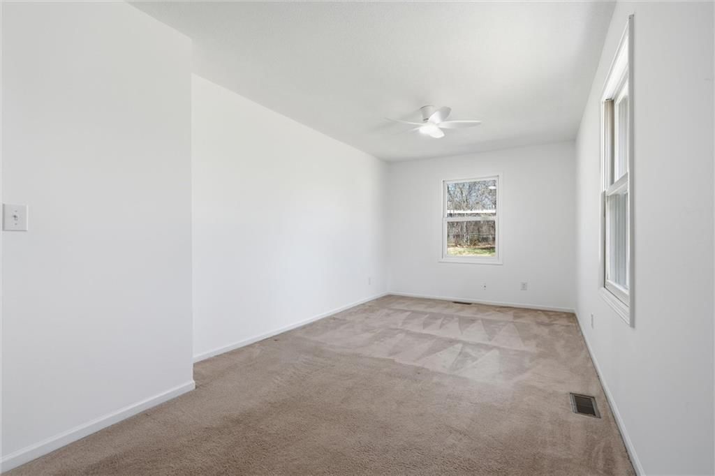 4400 E 137th Street — photo 21