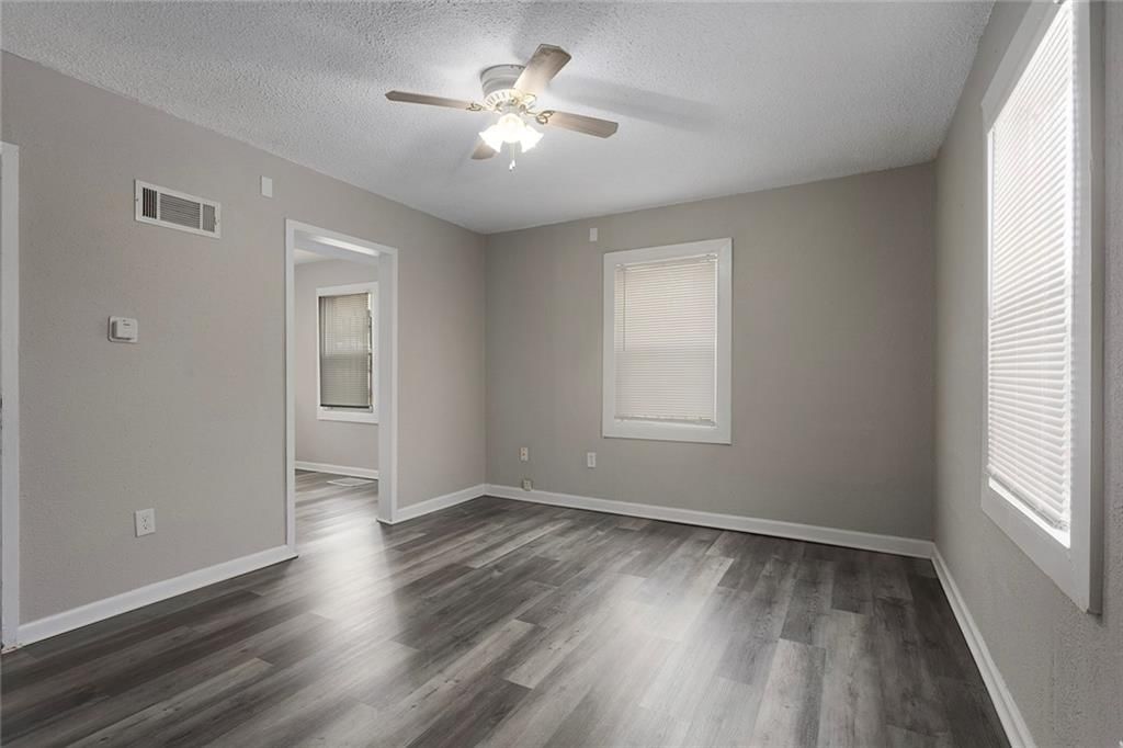 2121/2123 Askew Avenue — photo 3