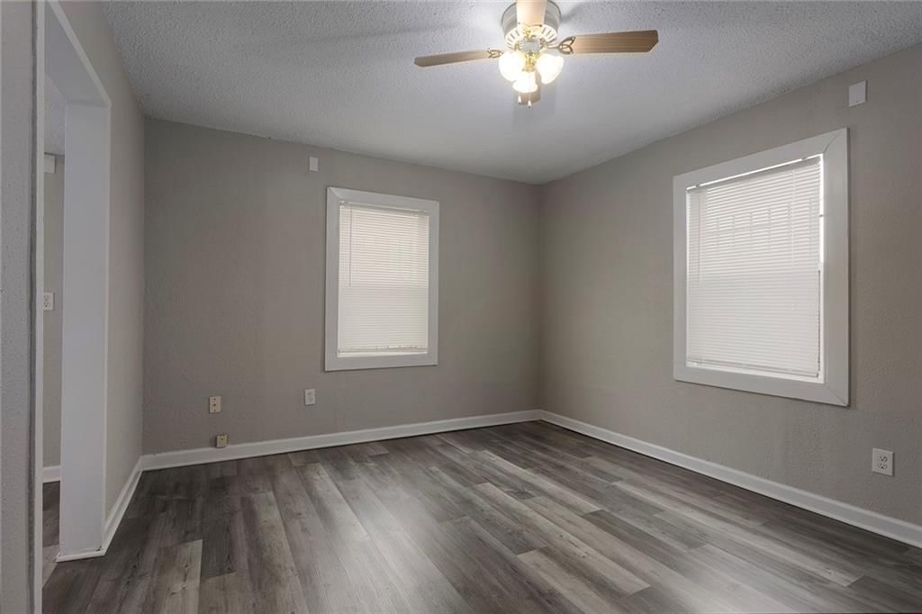 2121/2123 Askew Avenue — photo 4