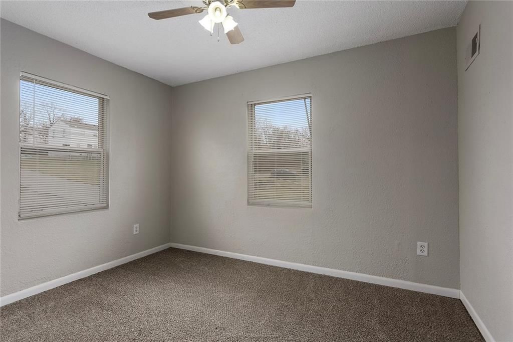 2121/2123 Askew Avenue — photo 14