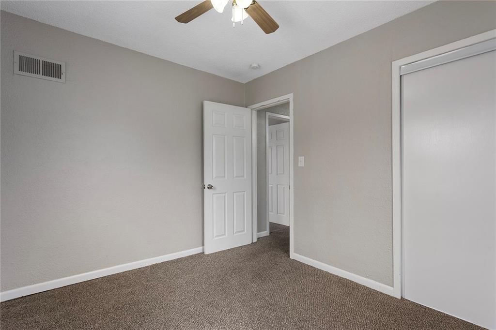 2121/2123 Askew Avenue — photo 15