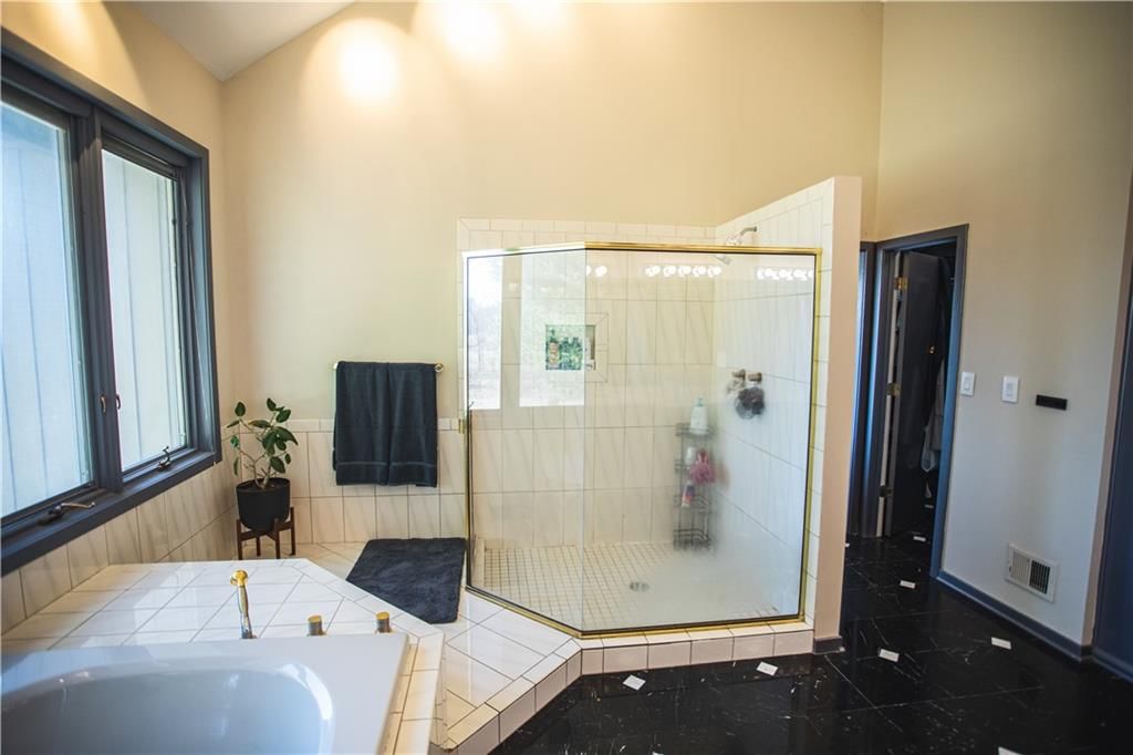 4112 Miller Road — photo 36