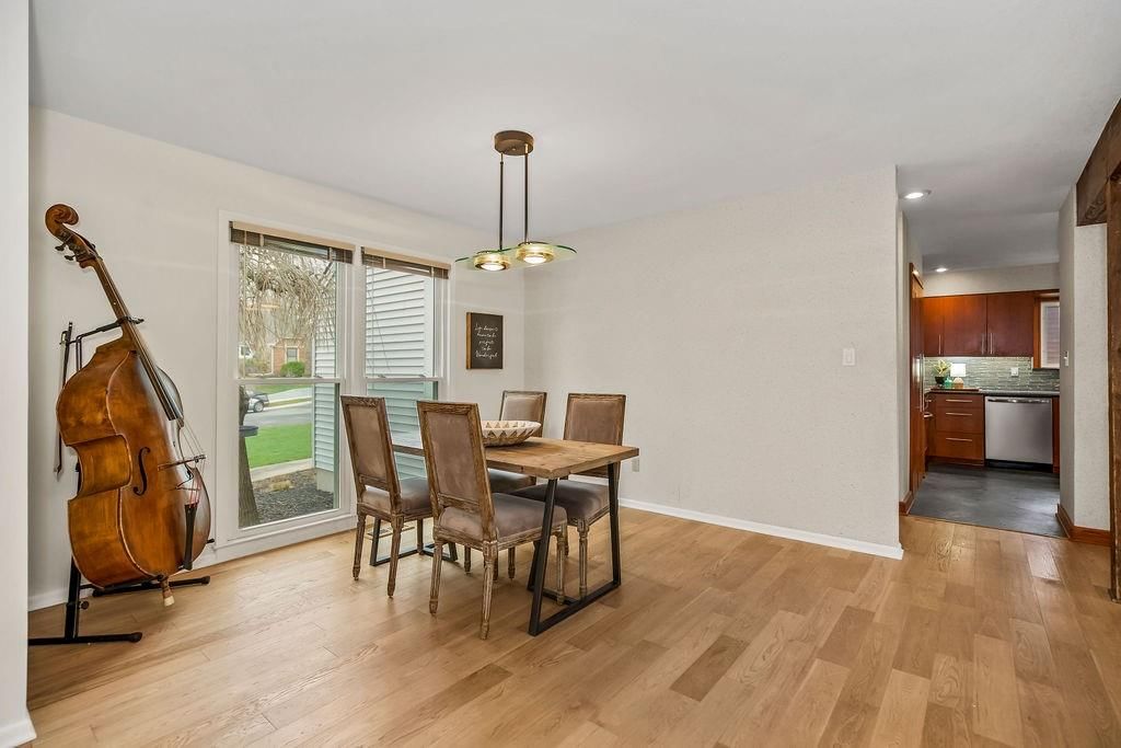 11827 Rosehill Road — photo 7