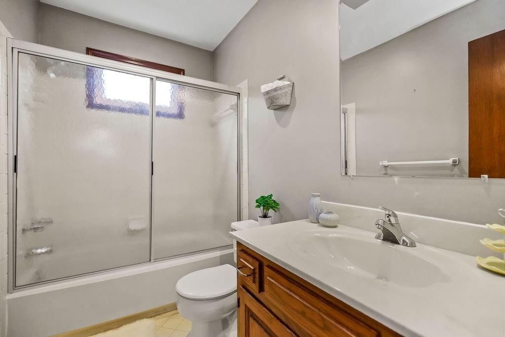 11827 Rosehill Road — photo 21
