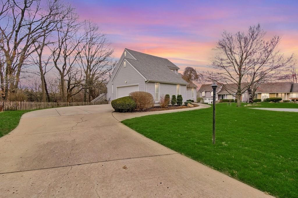 11827 Rosehill Road — photo 38
