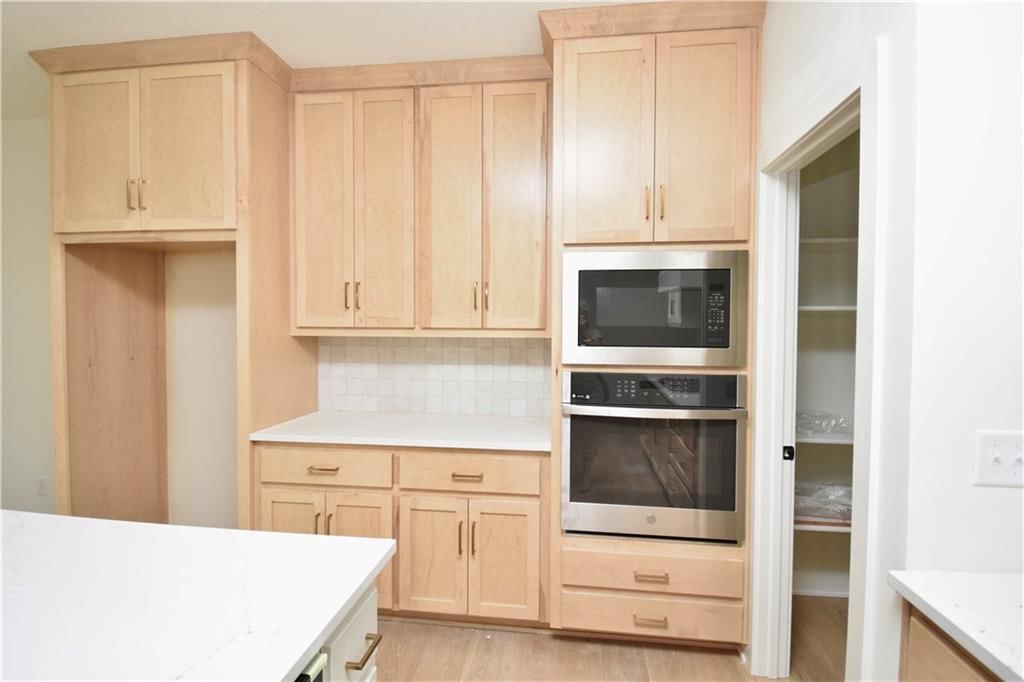 7636 N Booth Avenue — photo 13