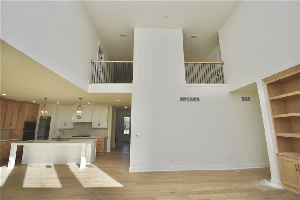 7636 N Booth Avenue — photo 15