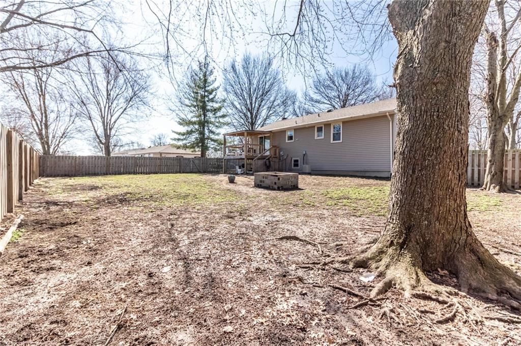 1127 NE 15th Road Road — photo 34