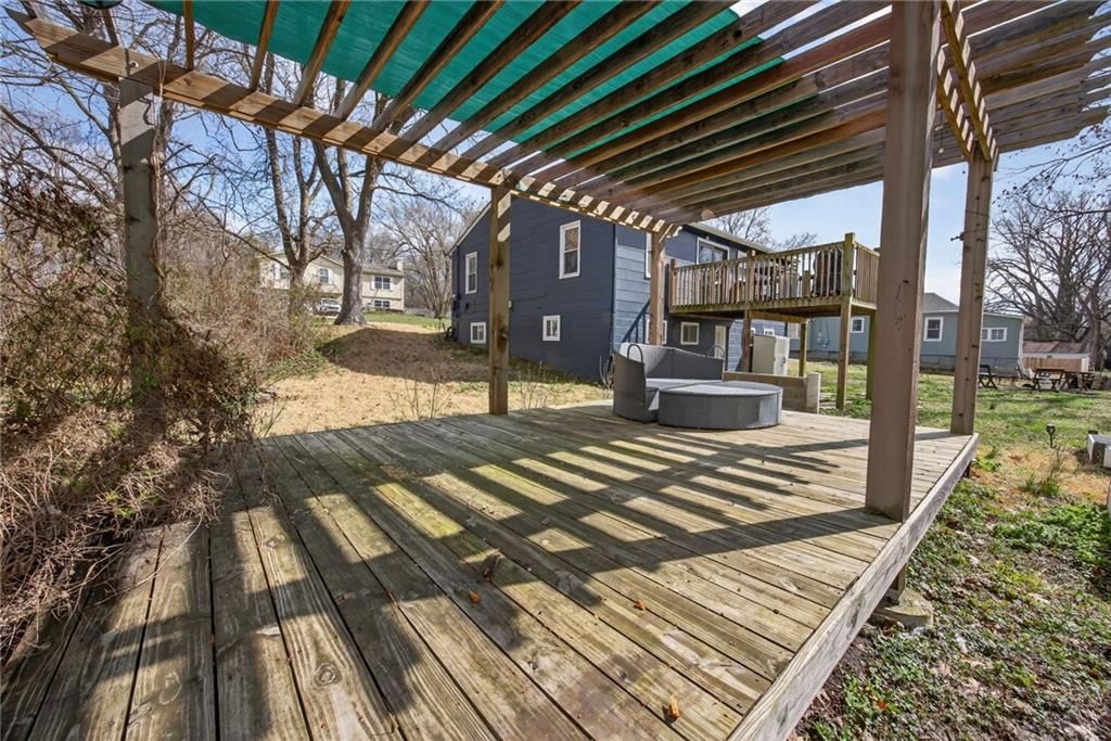 2832 N 74 Street — photo 32