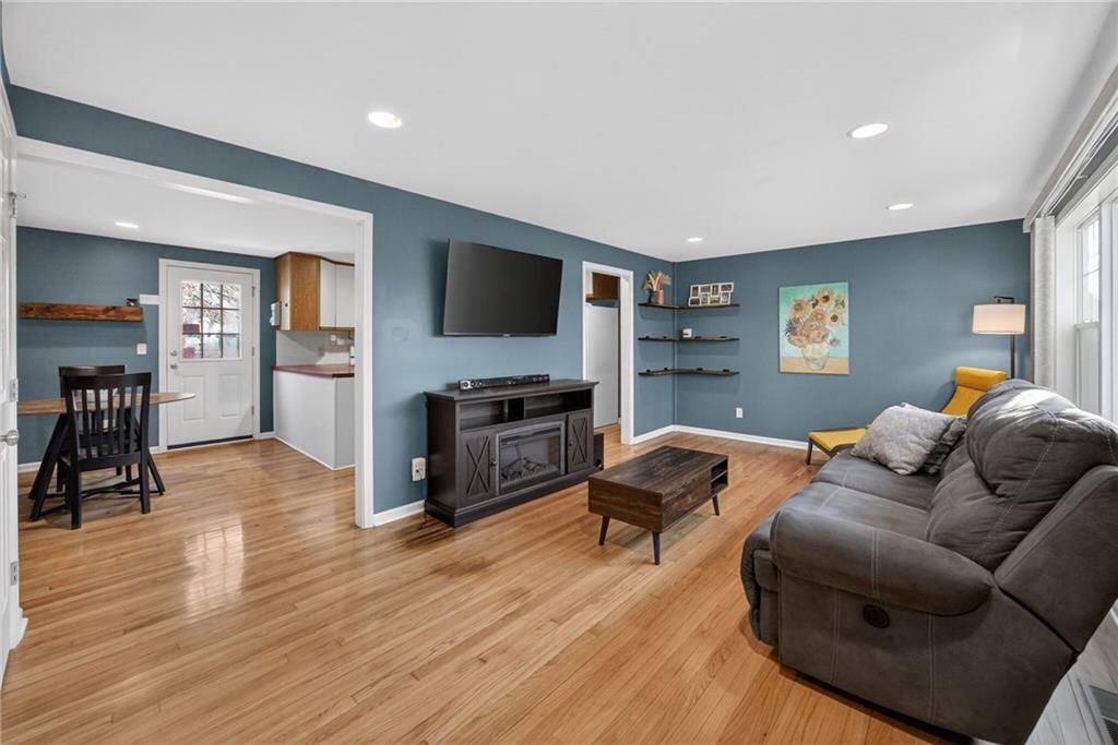 412 S Mill Street — photo 3