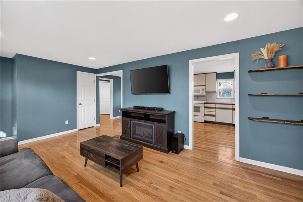 412 S Mill Street — photo 4