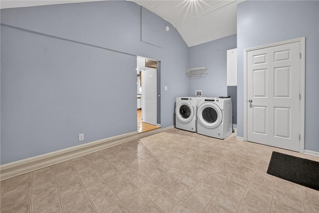 412 S Mill Street — photo 20