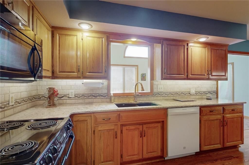 105 Toucan Street — photo 21