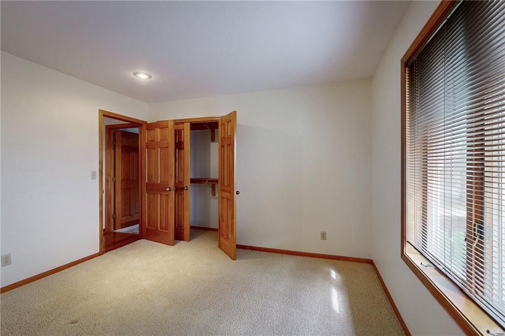 105 Toucan Street — photo 37