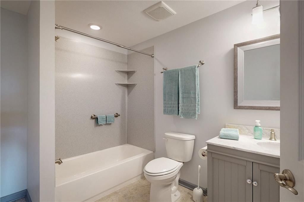 105 Toucan Street — photo 49