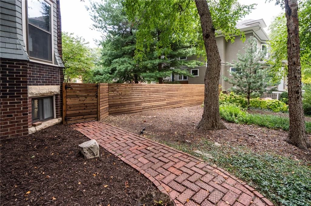 734 Indiana Street — photo 61