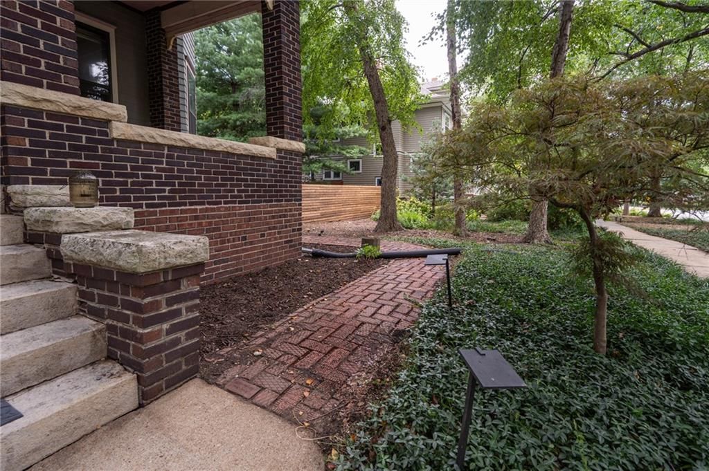 734 Indiana Street — photo 64