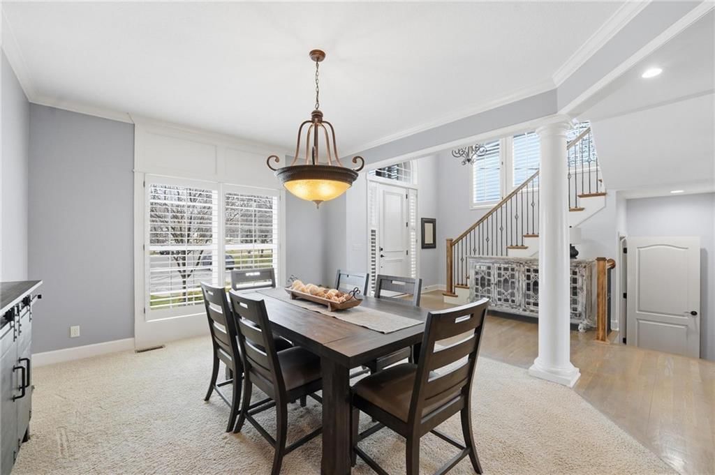 15708 Linden Street — photo 2