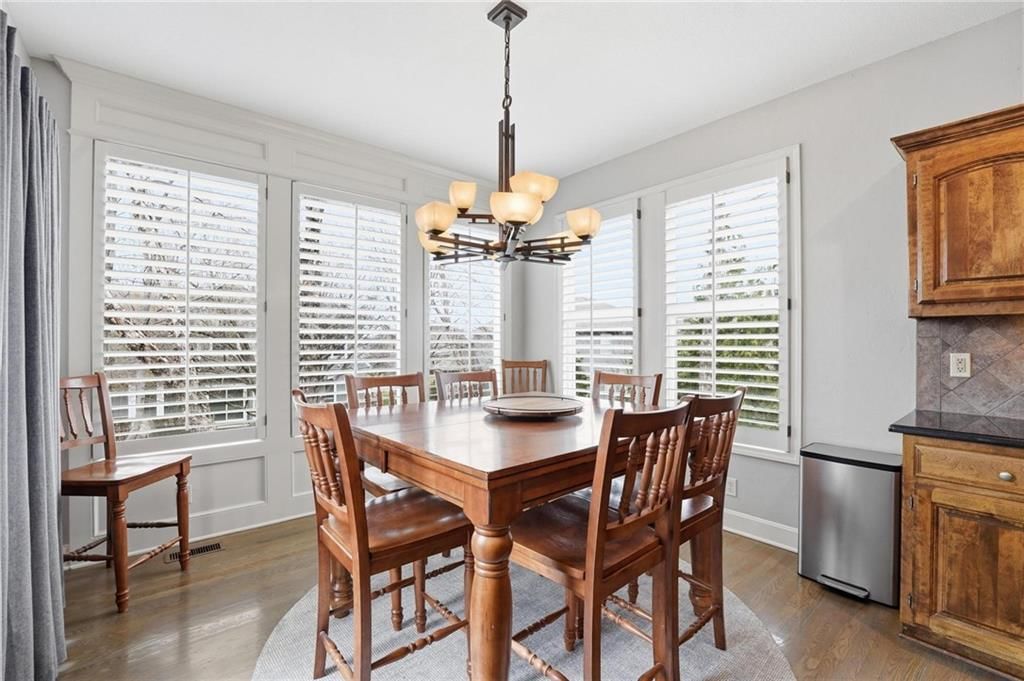 15708 Linden Street — photo 12