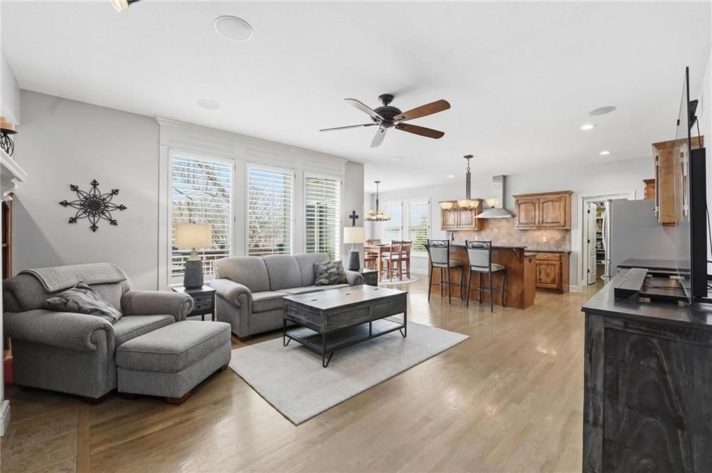 15708 Linden Street — photo 18