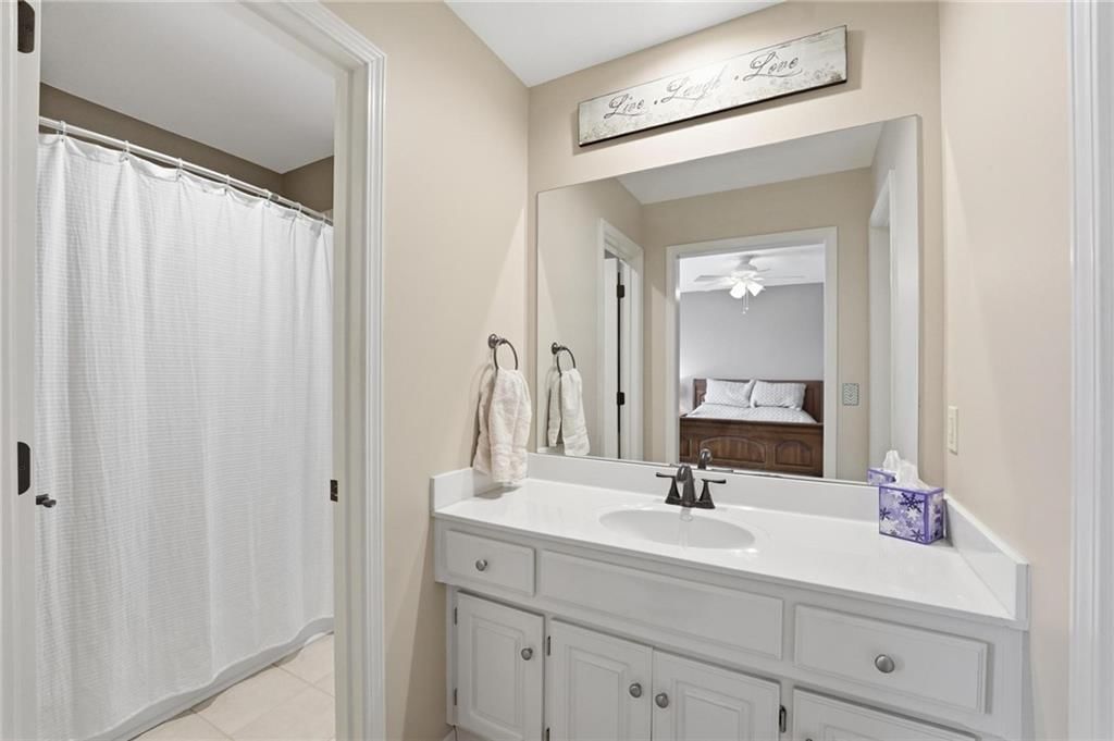 15708 Linden Street — photo 37