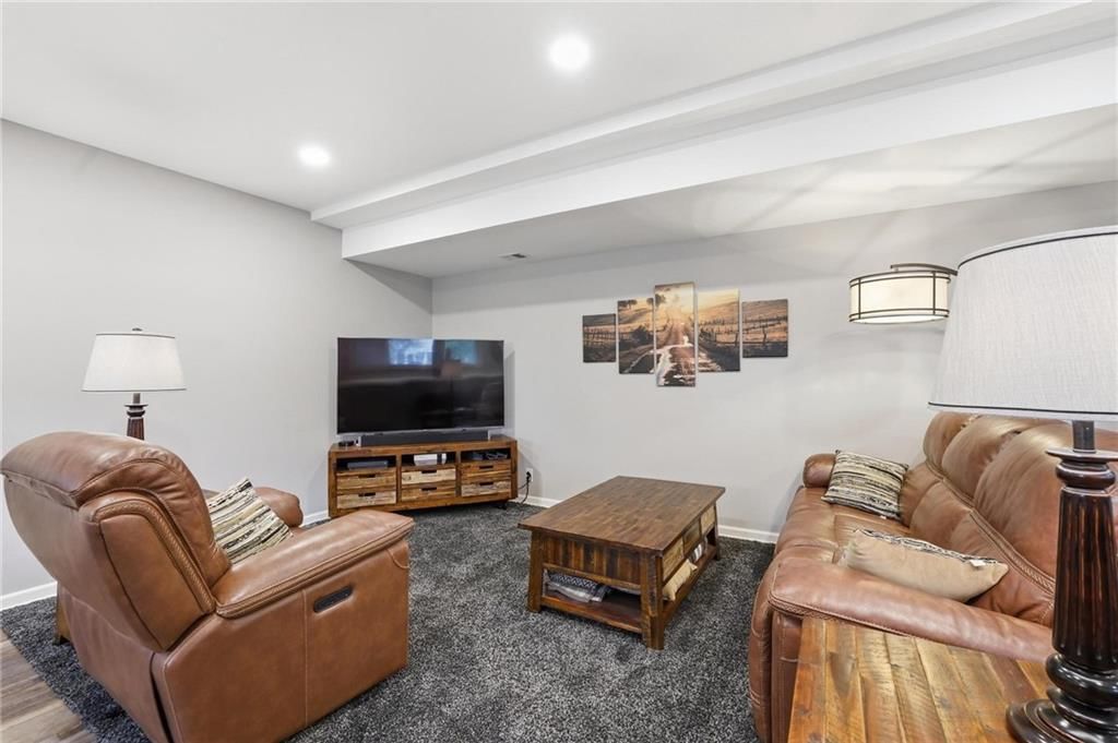 15708 Linden Street — photo 76
