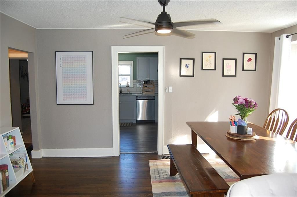 1726 Freeman Avenue — photo 7