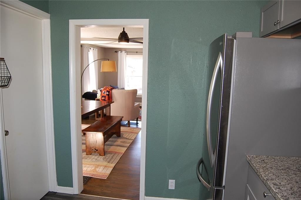 1726 Freeman Avenue — photo 12